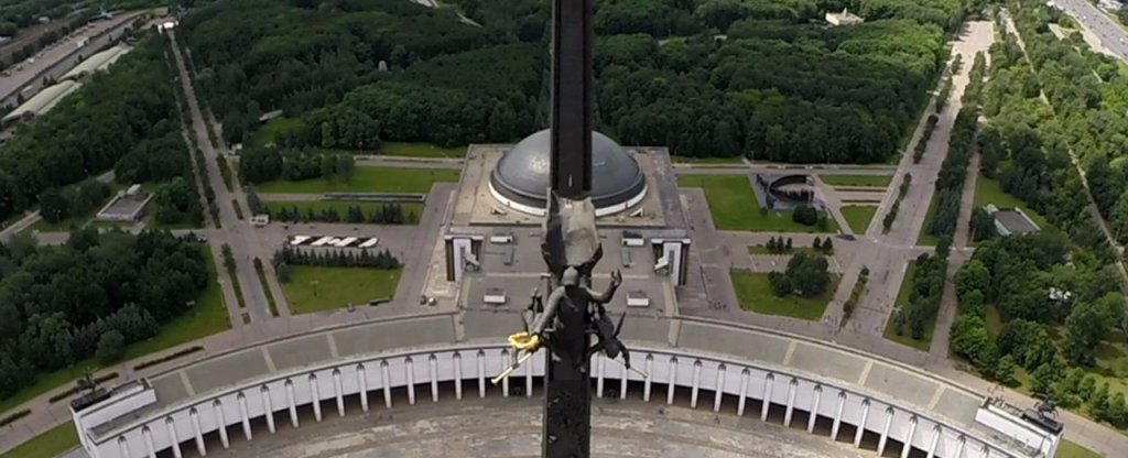 Ника, Стелла на Поклонной горе, Москва. Кутузовский проспект. 148 метров,  - Фото с квадрокоптера