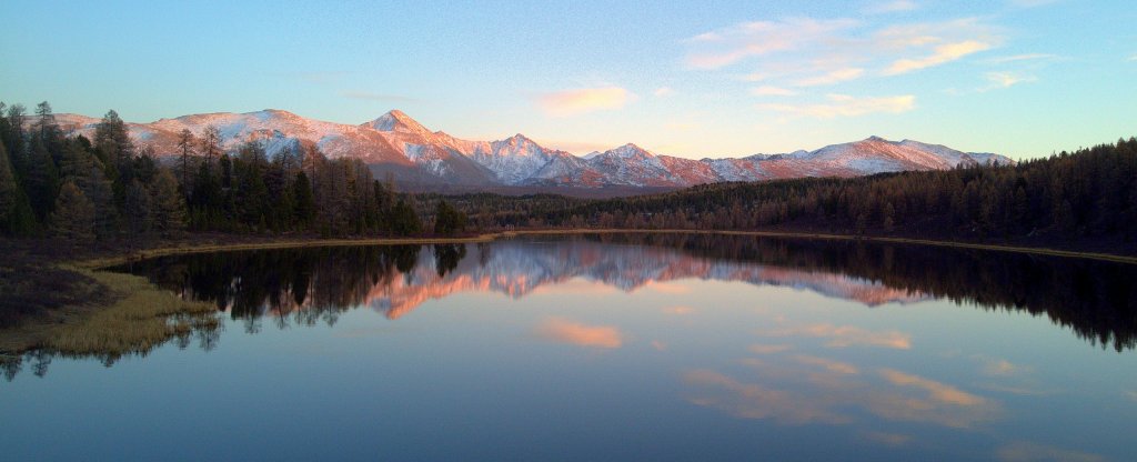 Алтайское озеро,  - Фото с квадрокоптера