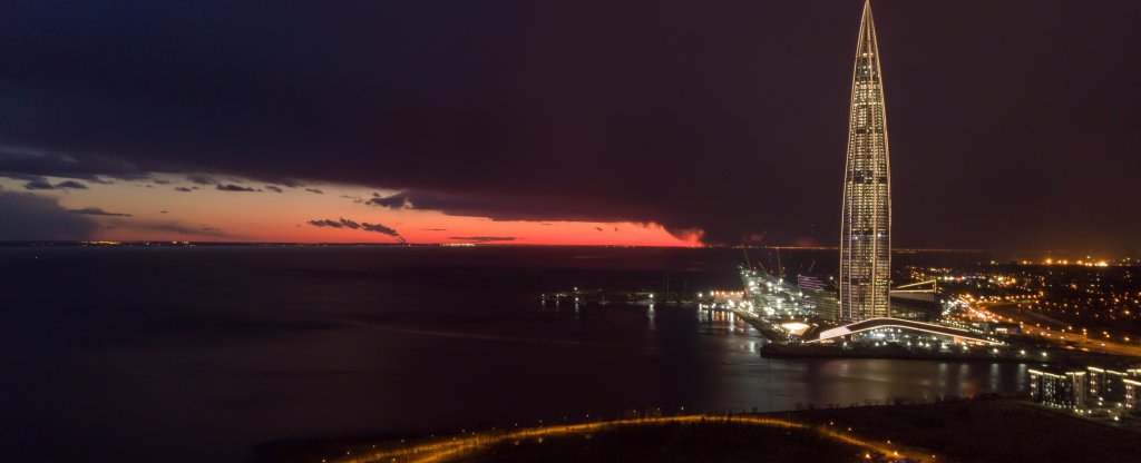 Лахта-Центр перед закатом,  - Фото с квадрокоптера