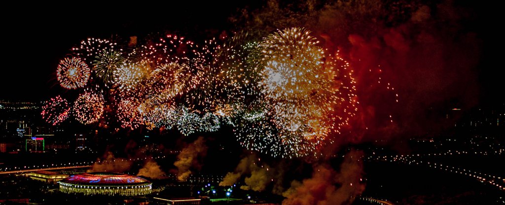 Салют в Москве  9 мая 2020 ,  - Фото с квадрокоптера