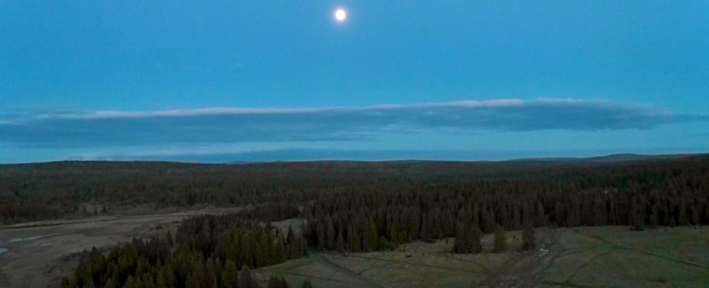 Луна,  - Фото с квадрокоптера