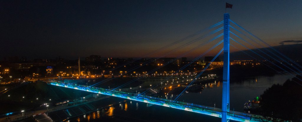 Мост влюбленных в Тюмени. Ночь., Тюмень - Фото с квадрокоптера