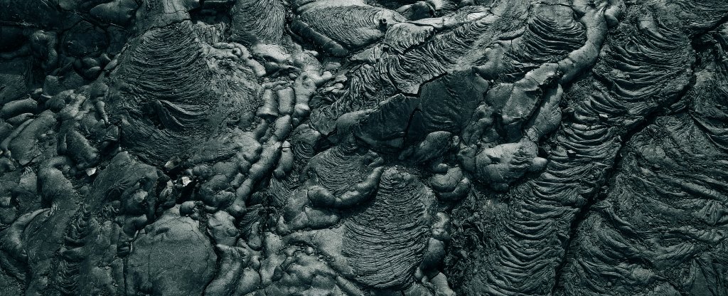 Frozen lava from Kilauea Volcano in big island, Hawaii . High quality photo,  - Фото с квадрокоптера