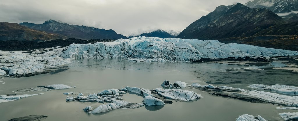 Matanuska Glacier State Recreation Area, just two hours from Anchorage in Alaska,  - Фото с квадрокоптера