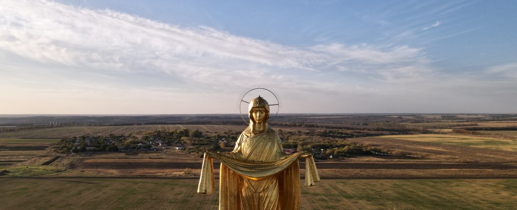 Вершина памятника 