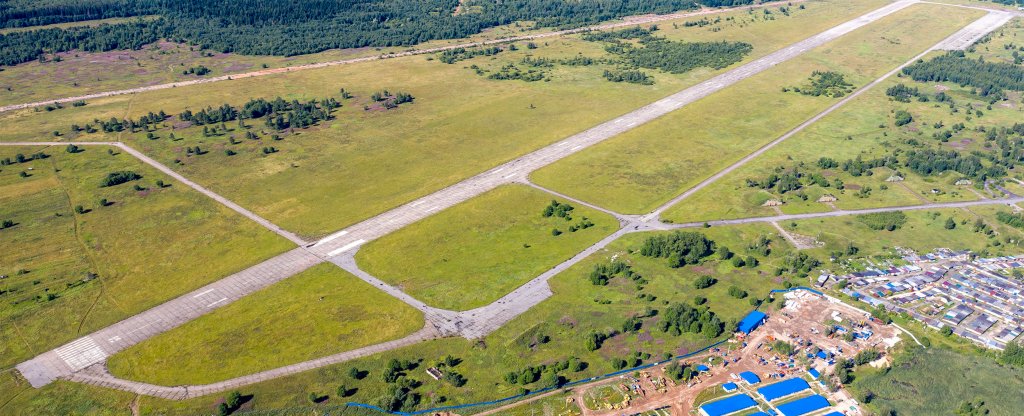 Заброшенный аэродром,  - Фото с квадрокоптера