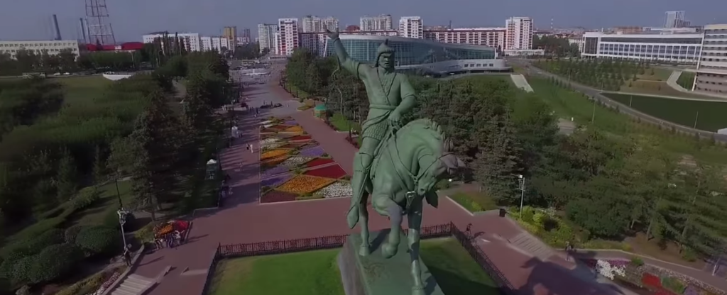 Уфа. Памятник Салавату Юлаеву, Уфа - Фото с квадрокоптера