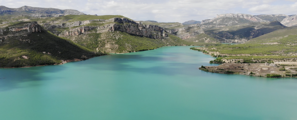 Съемка водохранилища, Испания,  - Фото с квадрокоптера