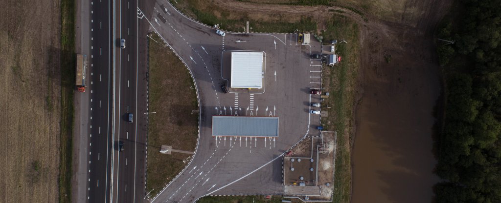 АЗС на М4,  - Фото с квадрокоптера