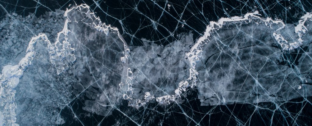 Лед Байкала, Иркутск - Фото с квадрокоптера