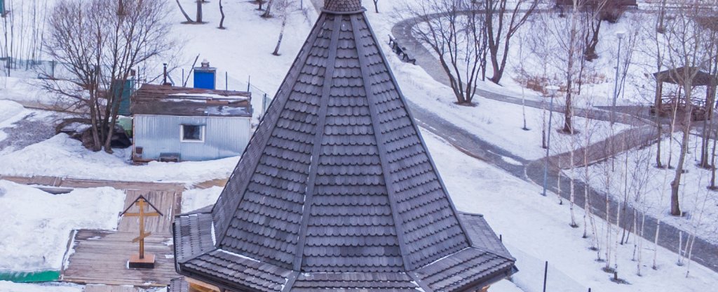 Храм-часовня иконы Божией Матери «Троеручица» в Орехове-Борисове,  - Фото с квадрокоптера