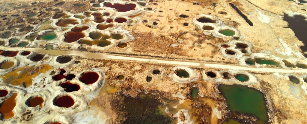 Дорога среди кратеров, Калининград - Фото с квадрокоптера