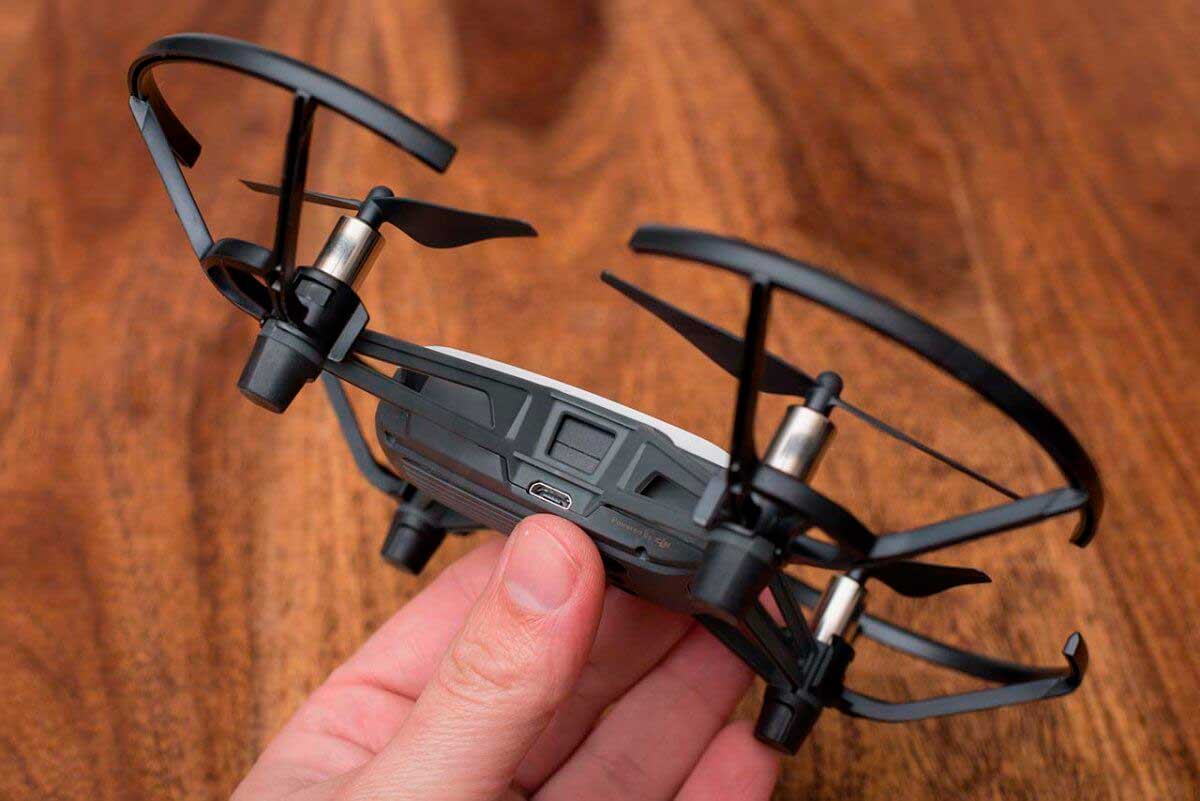 Вход USB DJI Ryze Tello